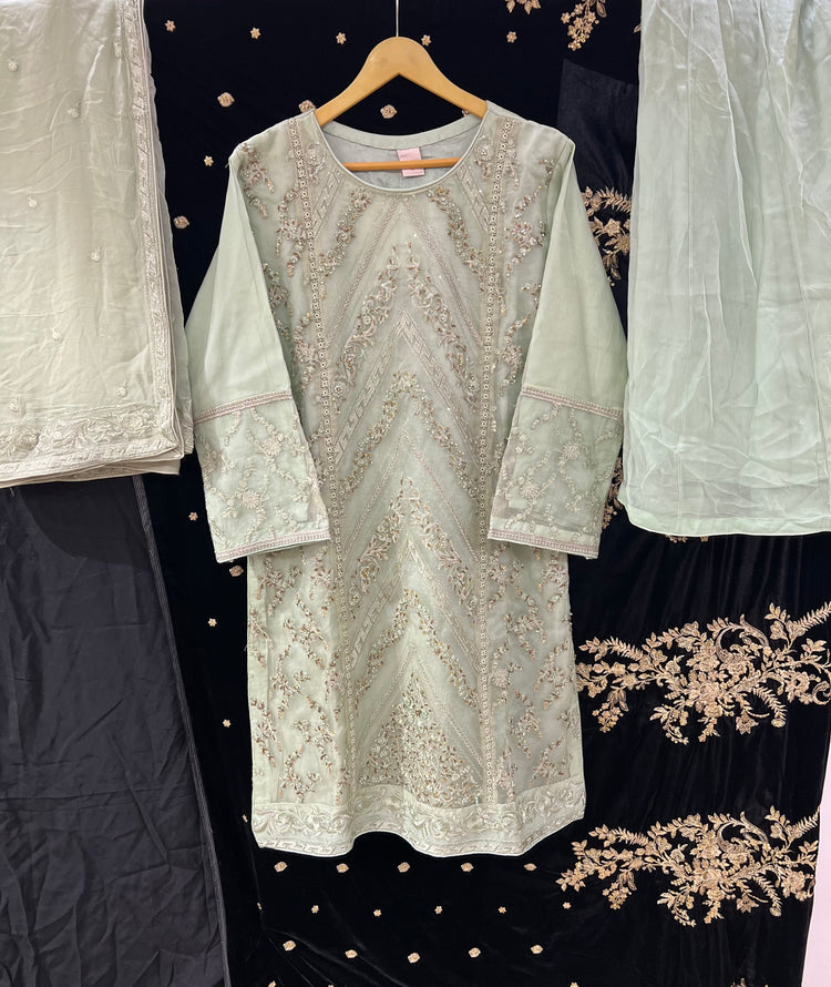 ZOYA AHMAD ZUNAIRAH- 71