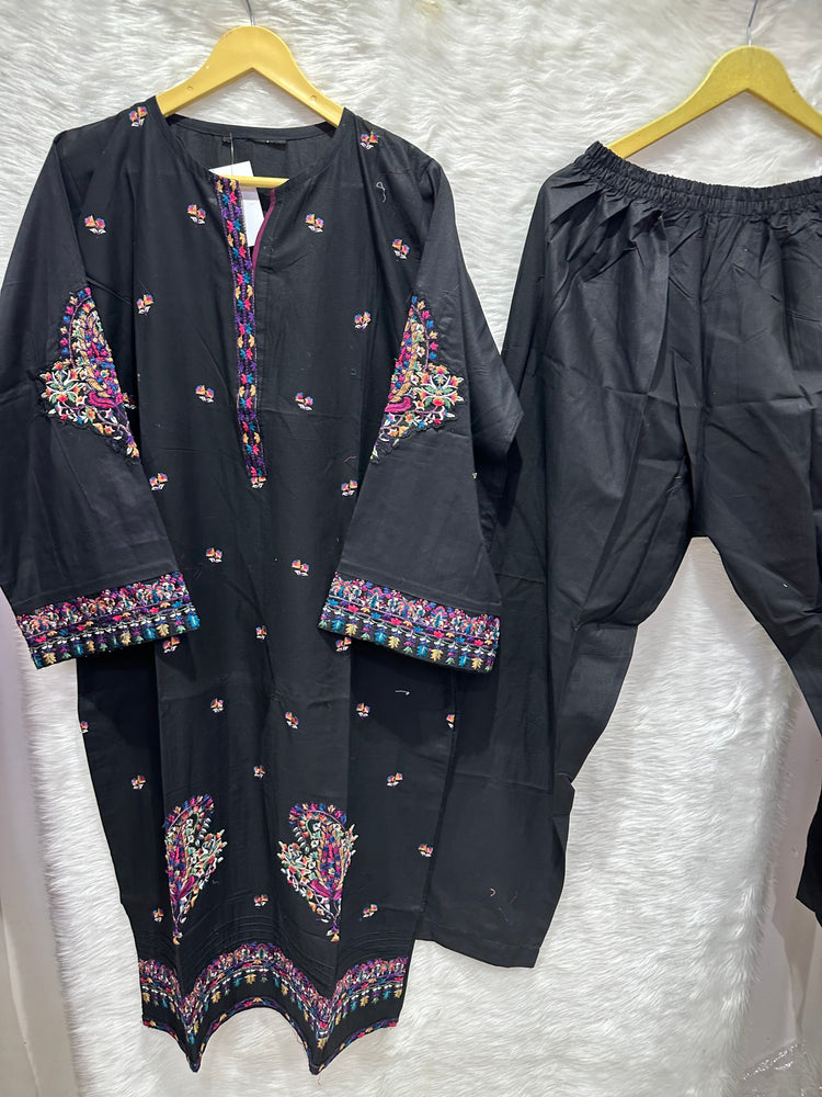 ZOYA AHMAD LUXURY CORDS- 09