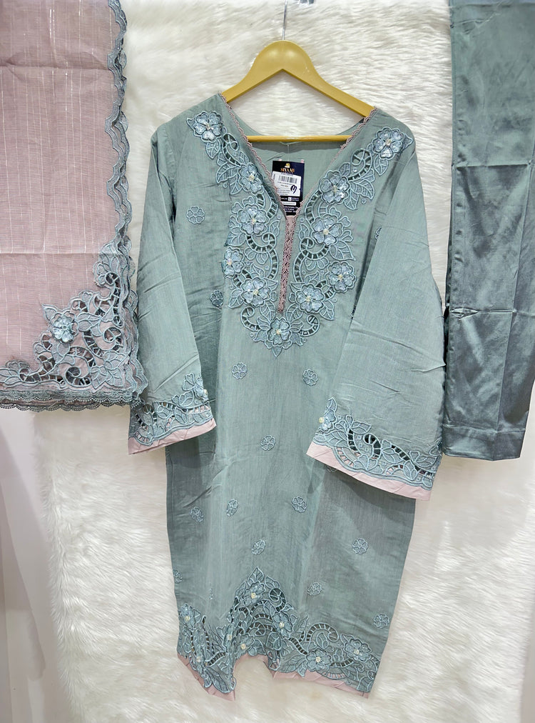 VIRAL CUTWORK SET- 01