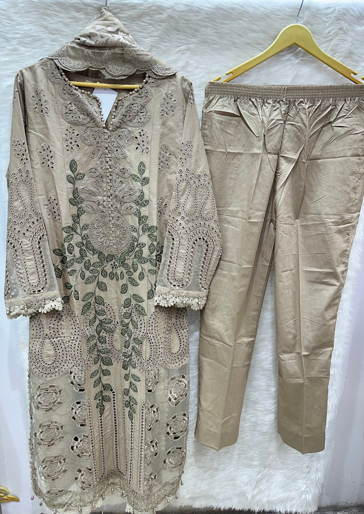 ZOYA AHMAD KHWAB- 06