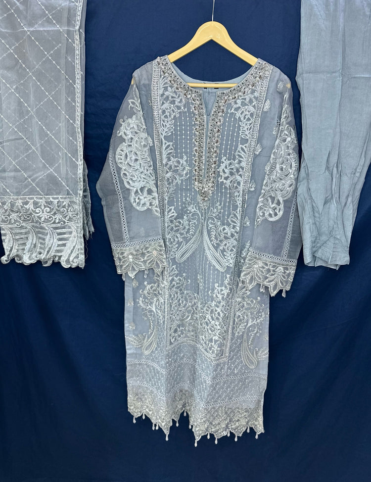 ZARA ALI LUXURY PRET- 17