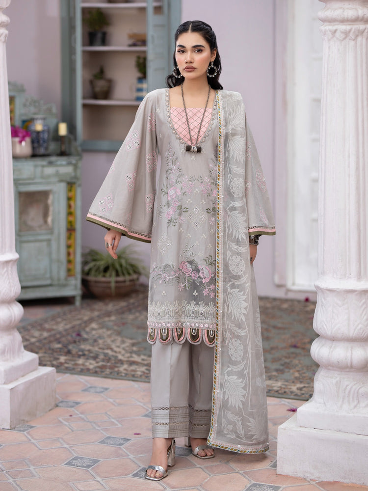 ZOYA AHMAD MALIHA- 04