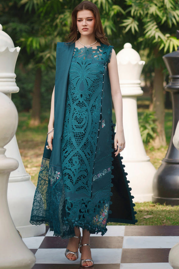 SUMMER QUEEN PARISHAY-SQ-04