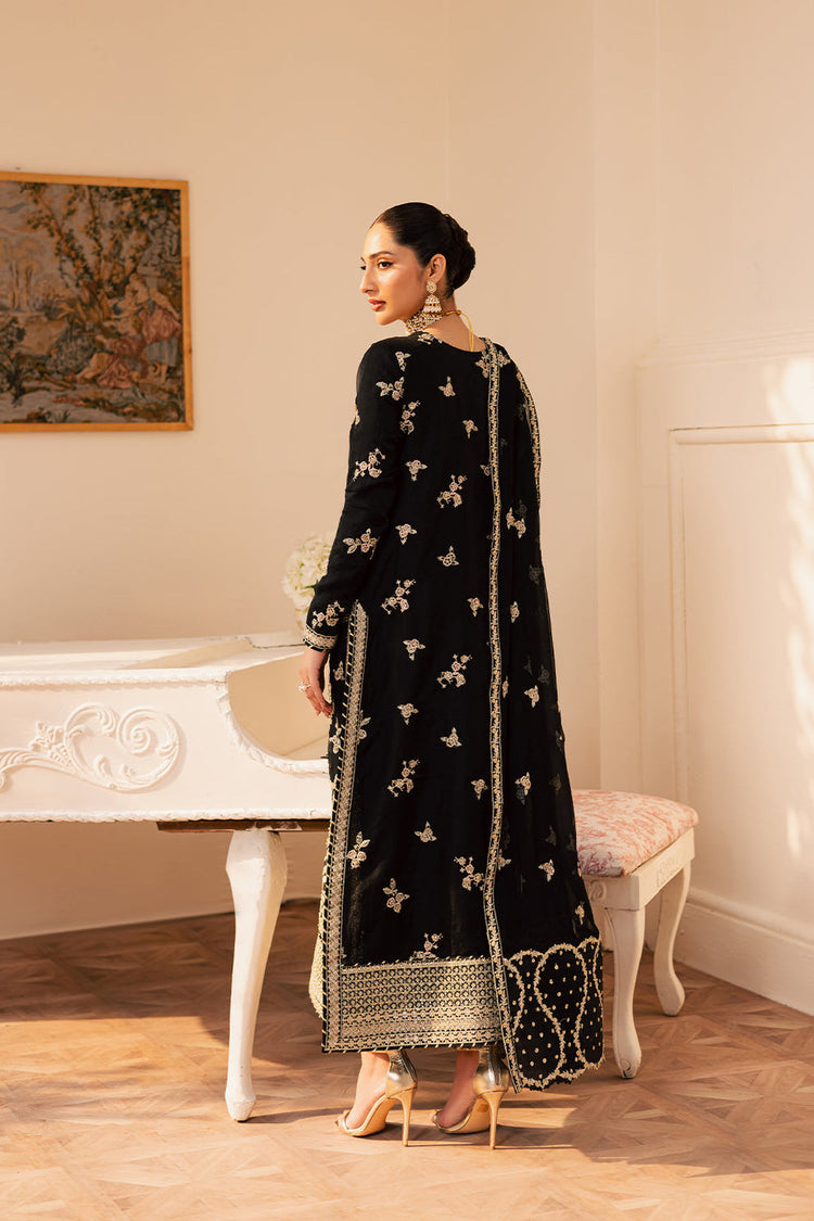 EMAAN ADEEL SUAVE-SVARA