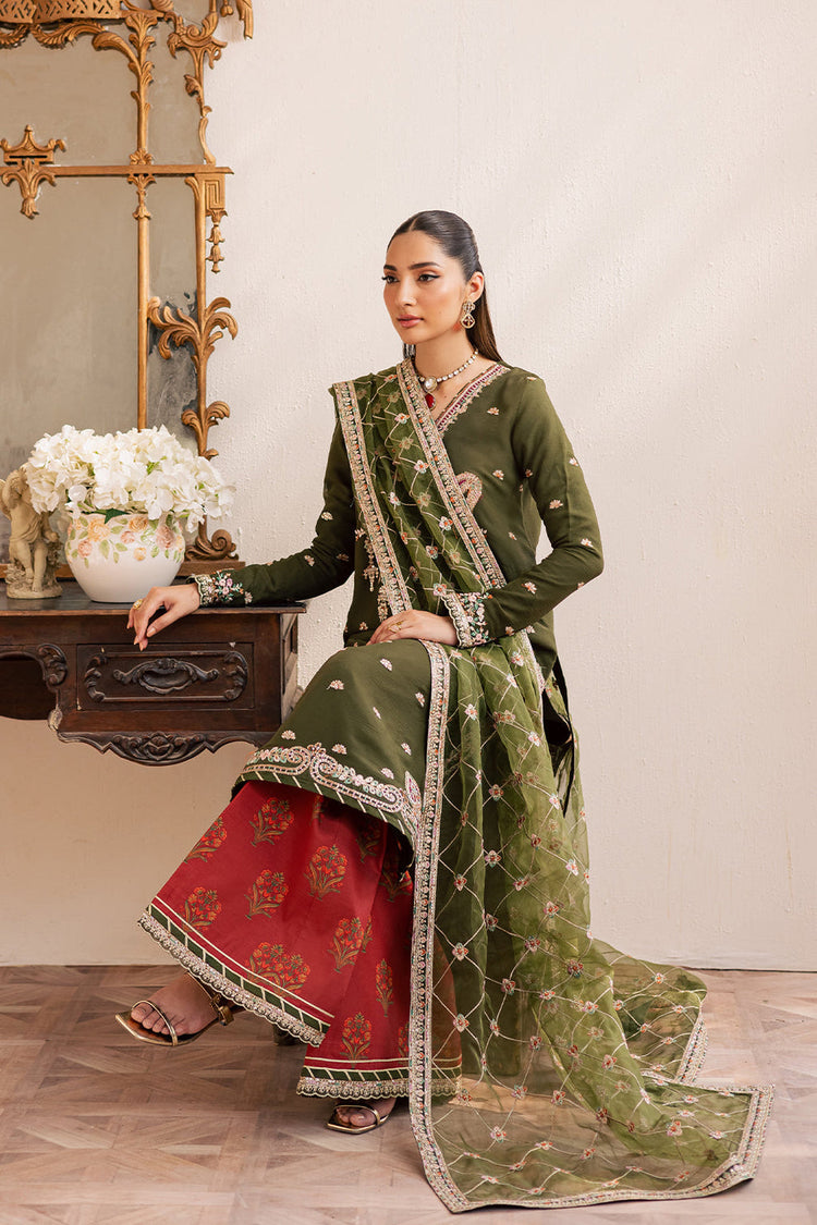 EMAAN ADEEL SUAVE-ORAYA