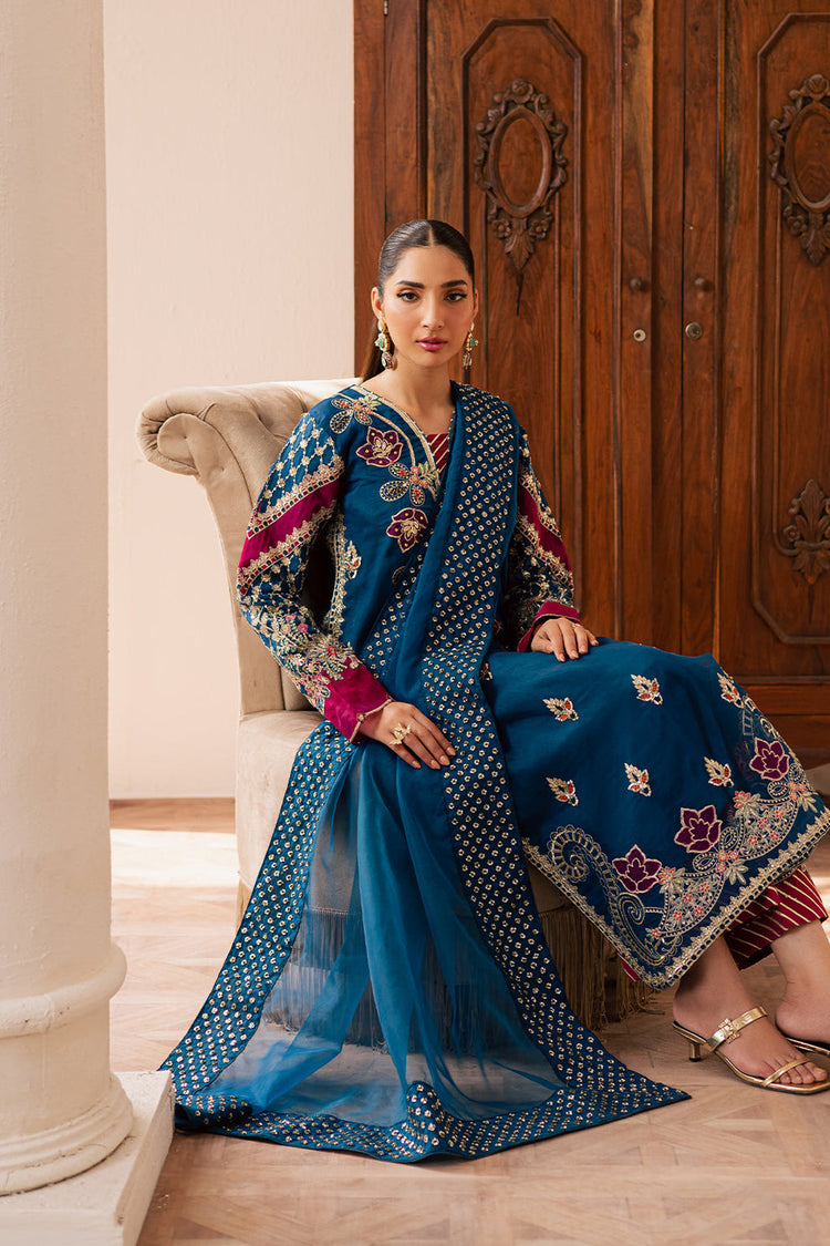 EMAAN ADEEL SUAVE-AVOIR
