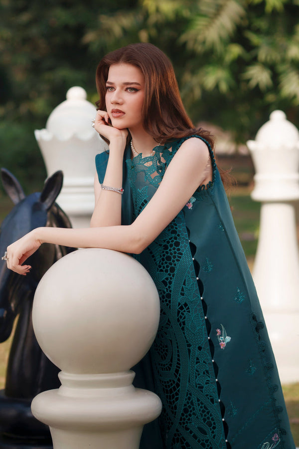 SUMMER QUEEN PARISHAY-SQ-04