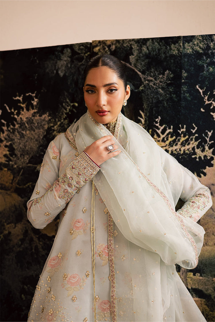 EMAAN ADEEL SUAVE-ELAIN