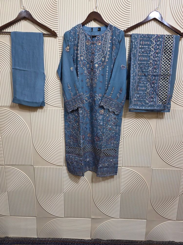 ZOYA AHMED NAQSH FORMAL D-03 (B)