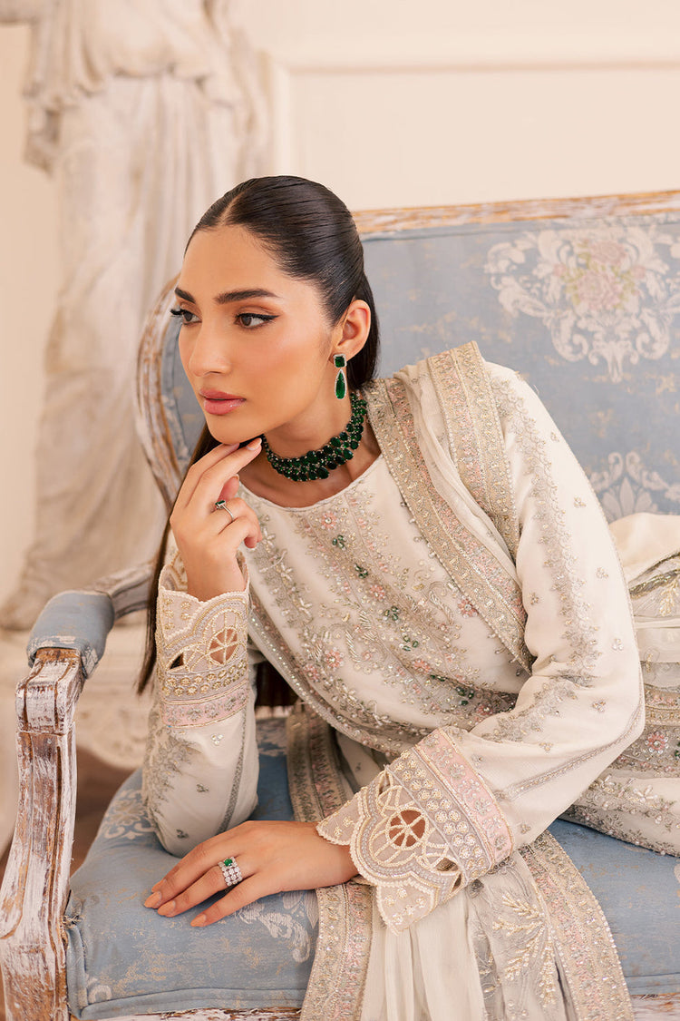 EMAAN ADEEL SUAVE-EZELLE