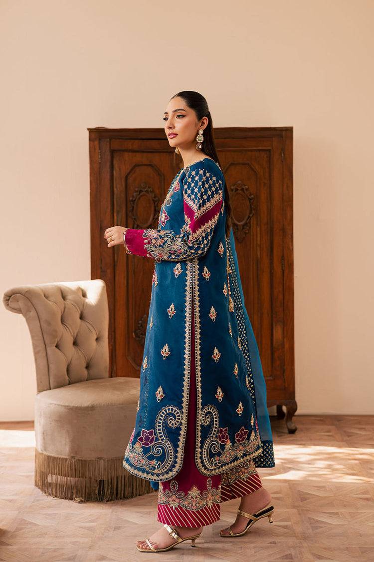 EMAAN ADEEL SUAVE-AVOIR