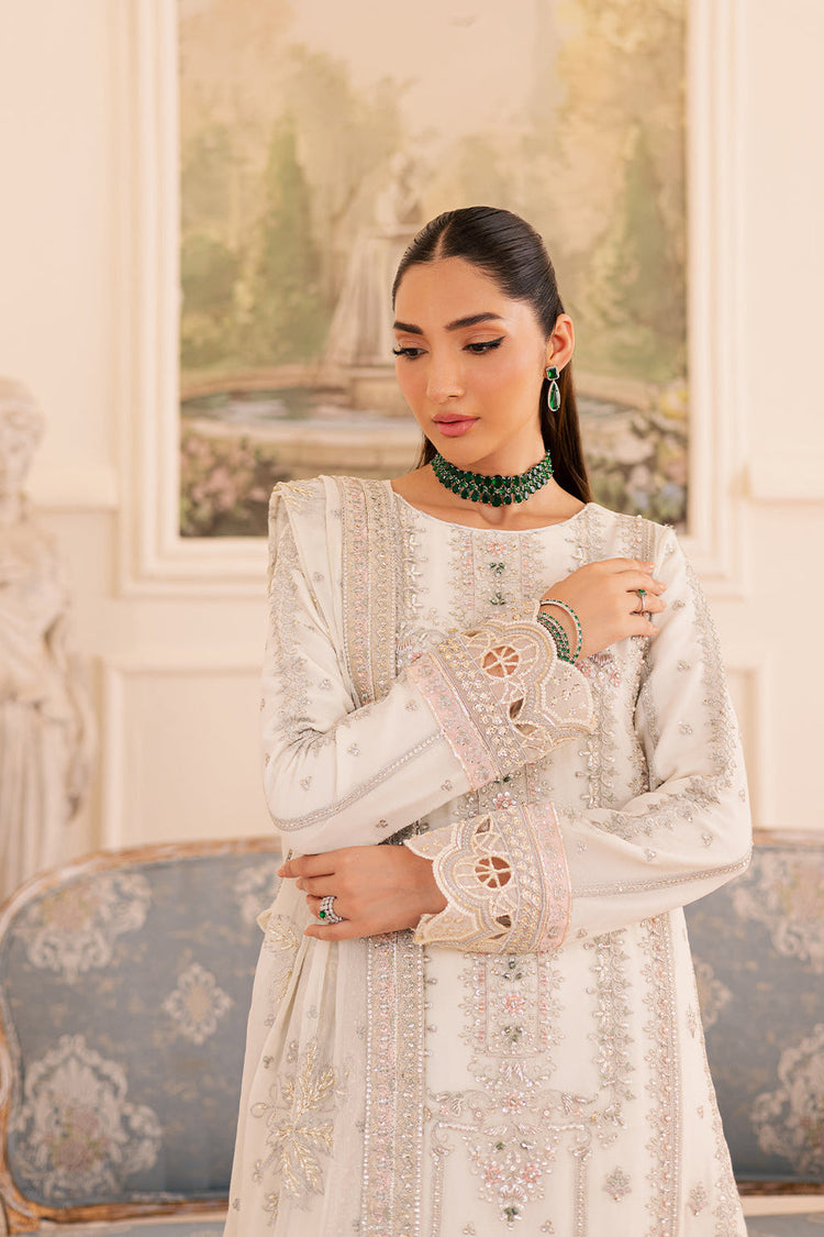 EMAAN ADEEL SUAVE-EZELLE