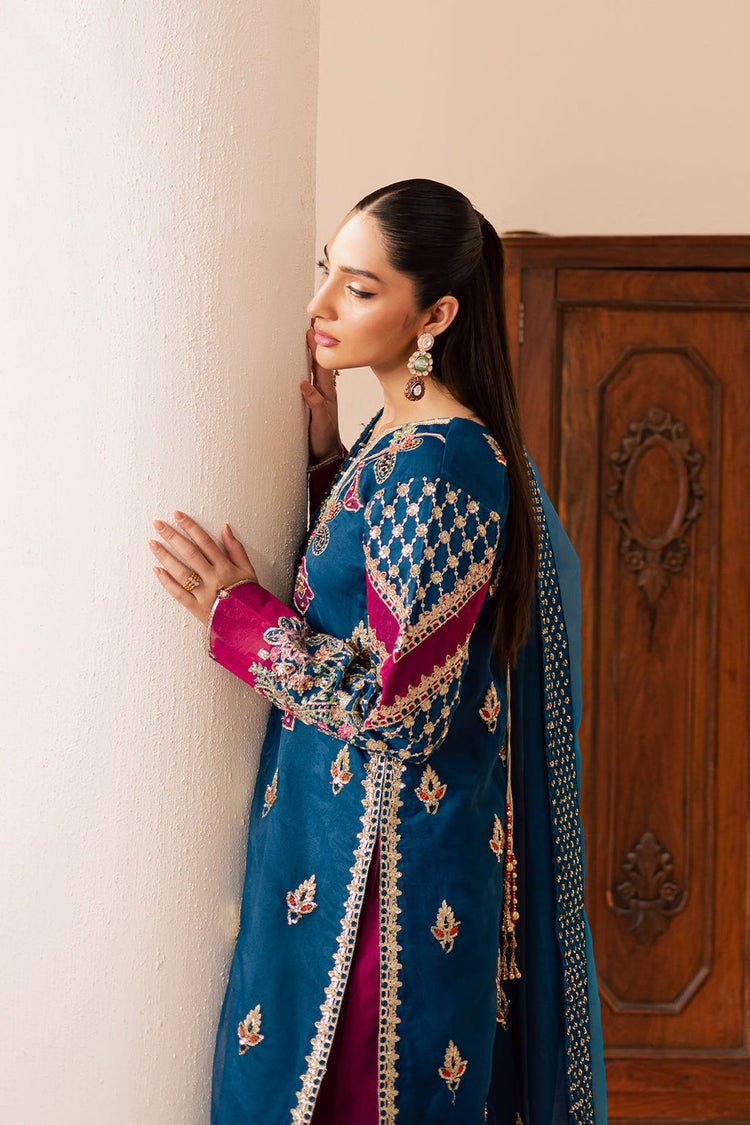 EMAAN ADEEL SUAVE-AVOIR