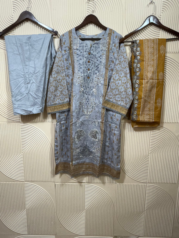 ANUZA TAWAKKAL RTW D-04