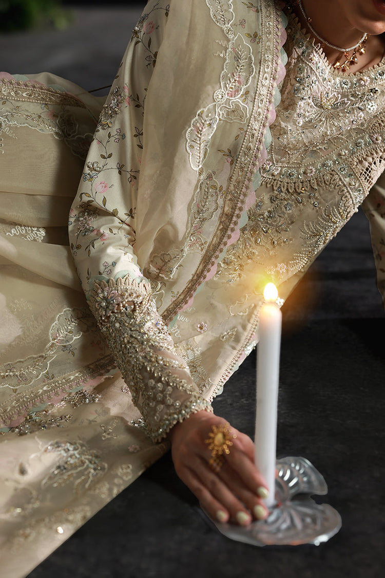 QALAMKAR ELIRA:-MF-04 IVORY GRACE