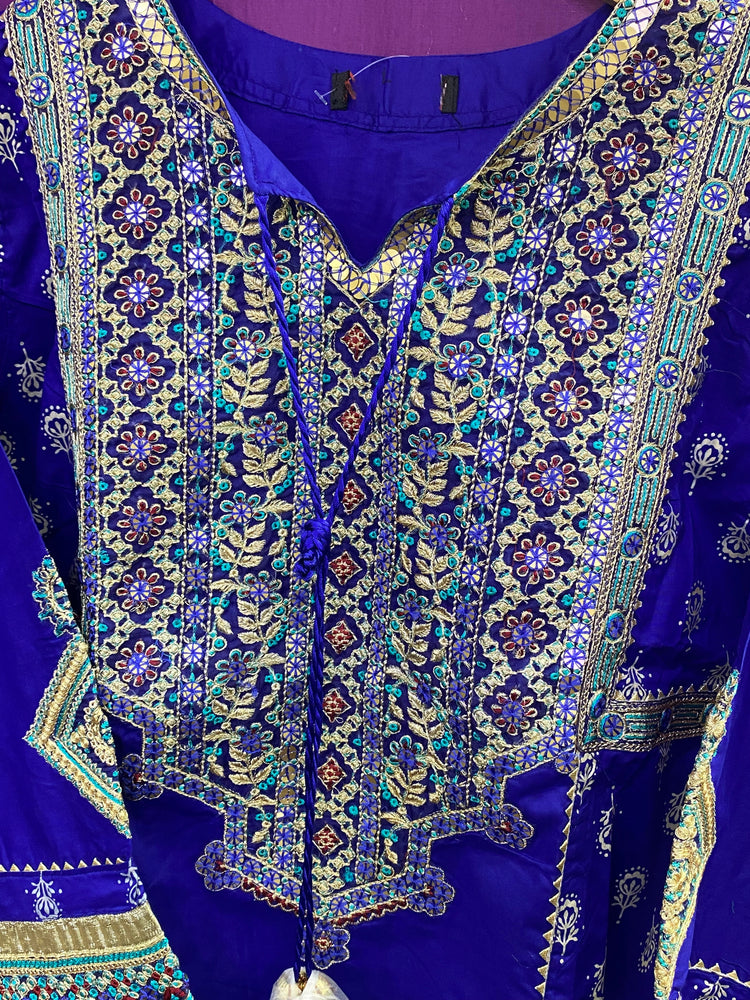 ZOYA AHMED ZAHRA STITCHED D-02