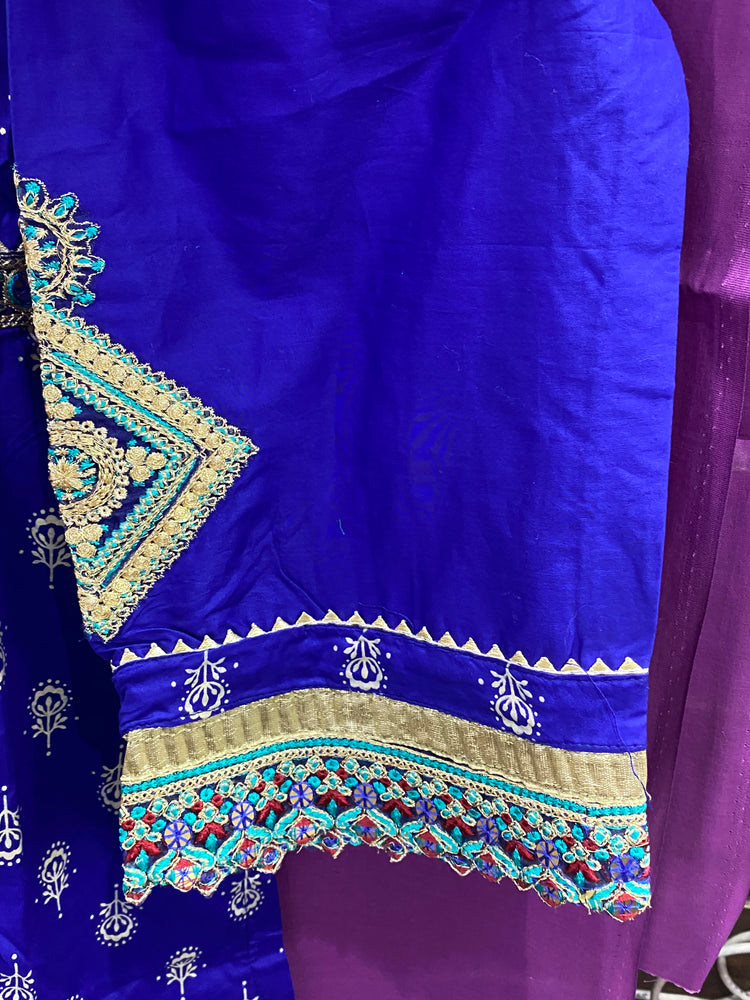 ZOYA AHMED ZAHRA STITCHED D-02