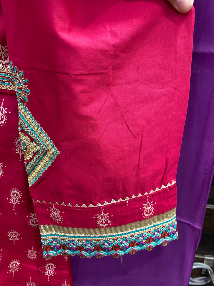 ZOYA AHMED ZAHRA STITCHED D-04