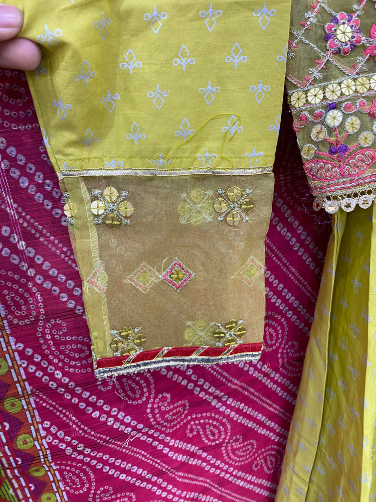 ZOYA AHMED ZAHRA STITCHED D-05