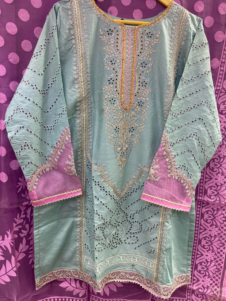 ZOYA AHMED ZAHRA STITCHED D-08