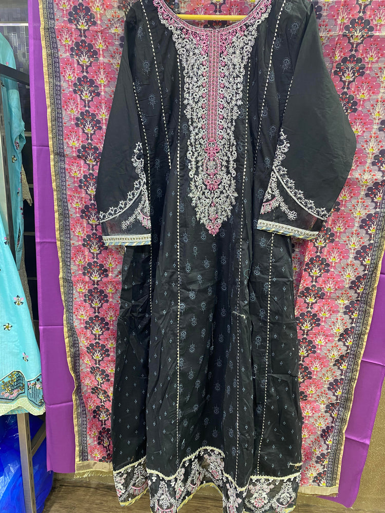 ZOYA AHMED ZAHRA STITCHED D-09