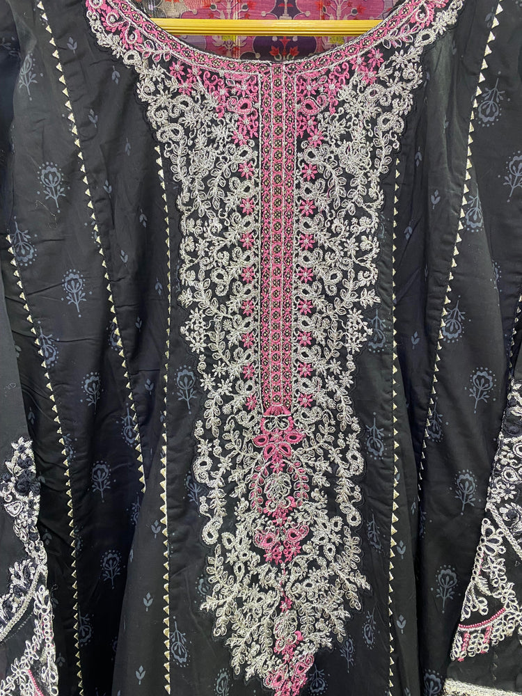 ZOYA AHMED ZAHRA STITCHED D-09