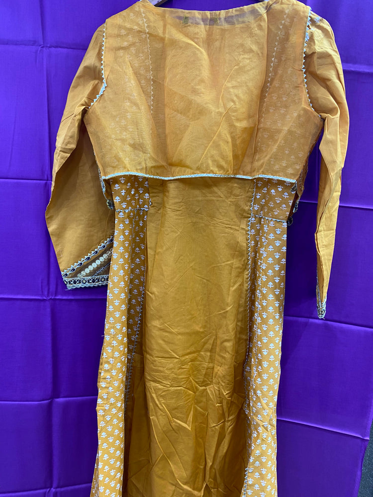 ZOYA AHMED ZAHRA STITCHED D-10