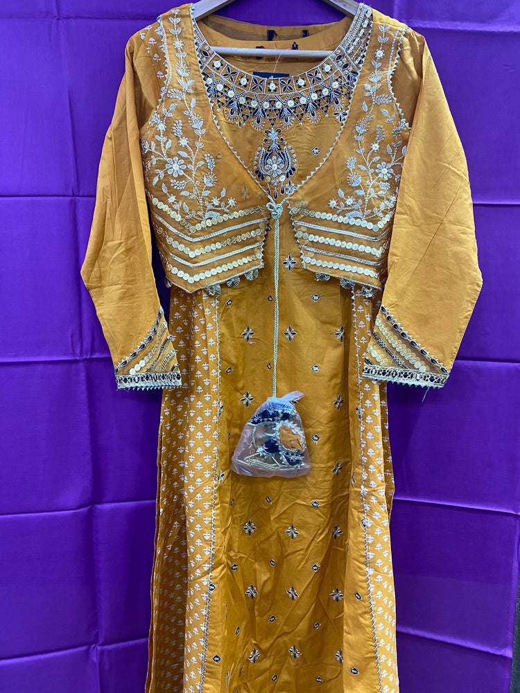 ZOYA AHMED ZAHRA STITCHED D-10