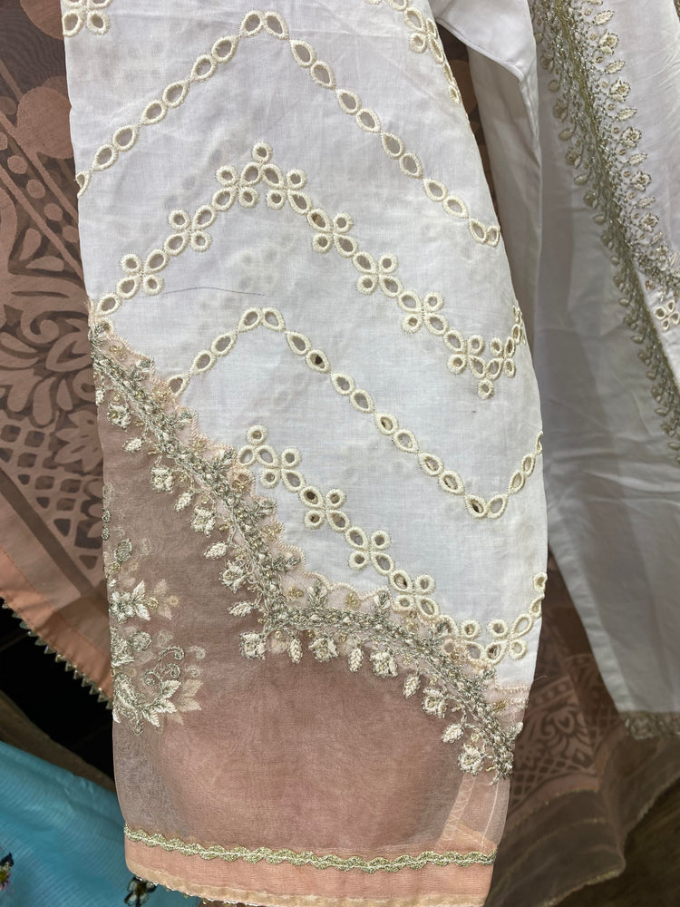 ZOYA AHMED ZAHRA STITCHED D-13