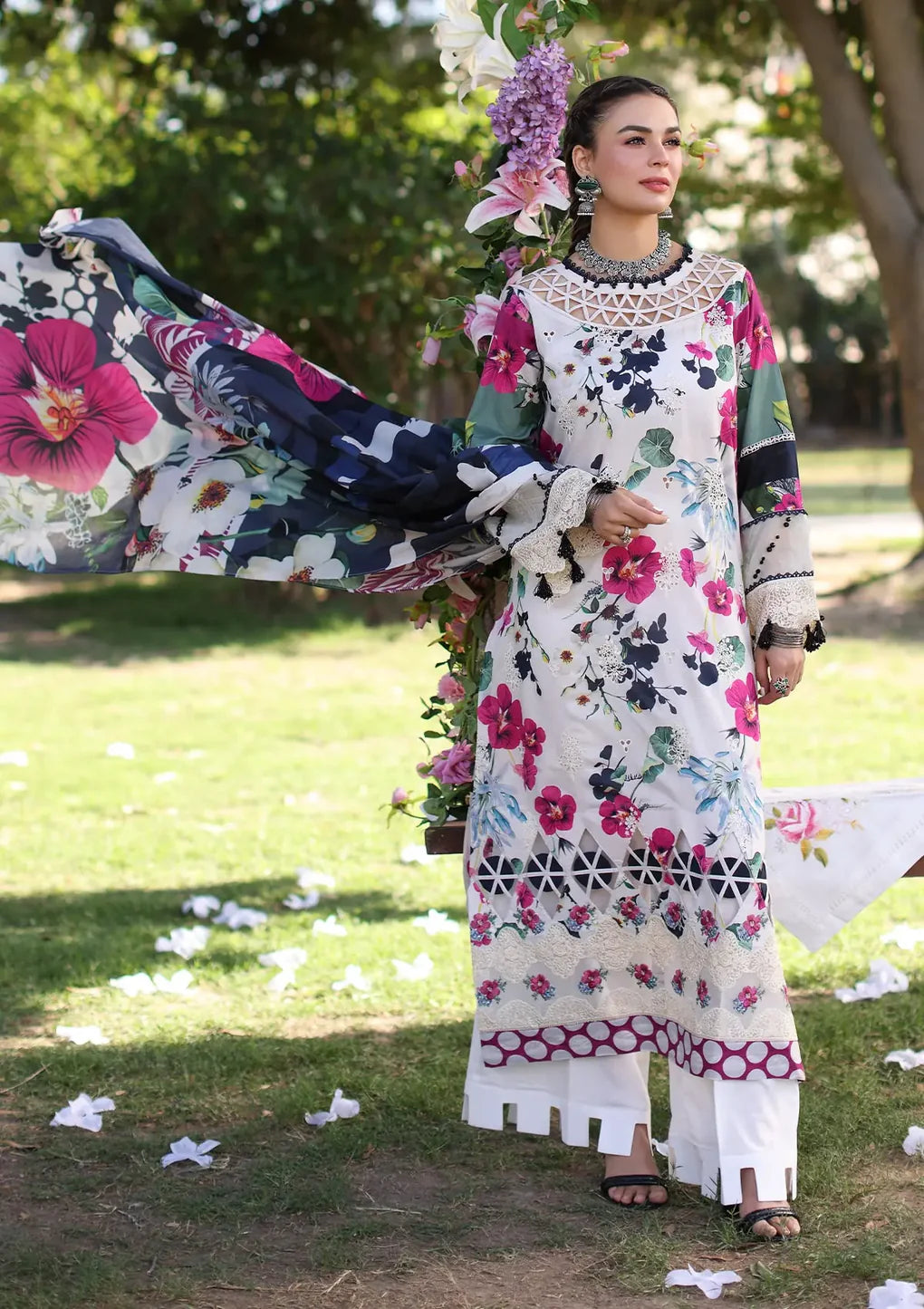 ELAF PREMIUM PRINT CHIKANKARI LAWN'24