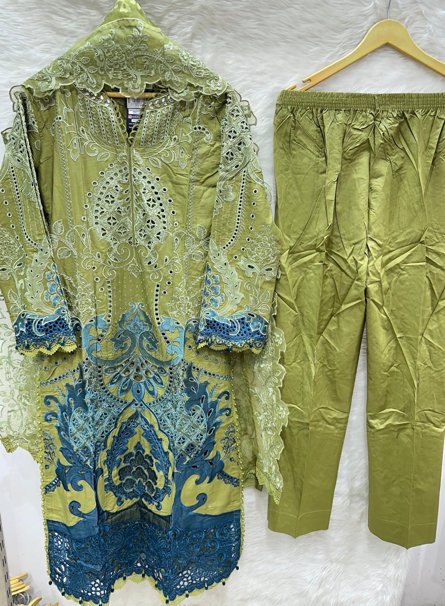 ZOYA AHMAD KHWAB LUXURY FORMALS