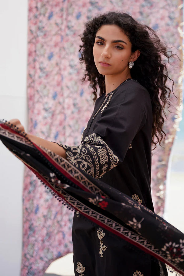 Embroidered Lawn 3 Piece sahar-01