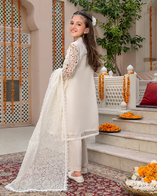 ZOYA AHMAD LUXURY KIDS WEAR- 01