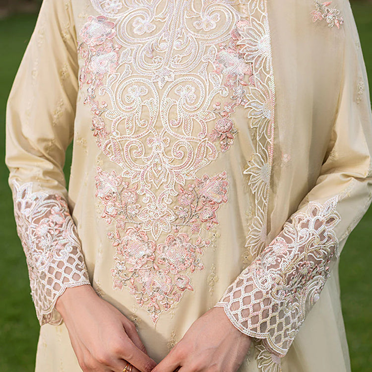 ZOYA AHMAD ZAFIA- 03