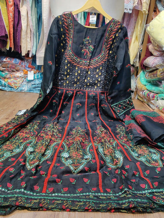 ZOYA AHMED GOWN (2PC)