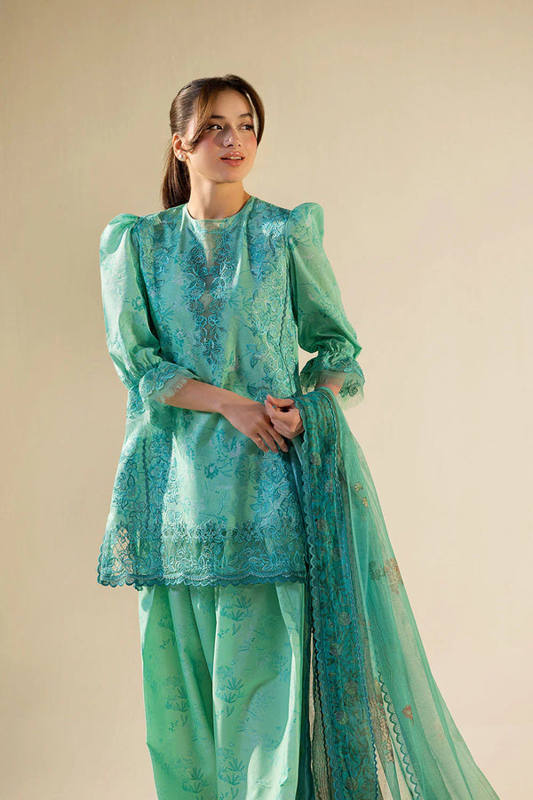 SOBIA NAZIR VITAL-4B