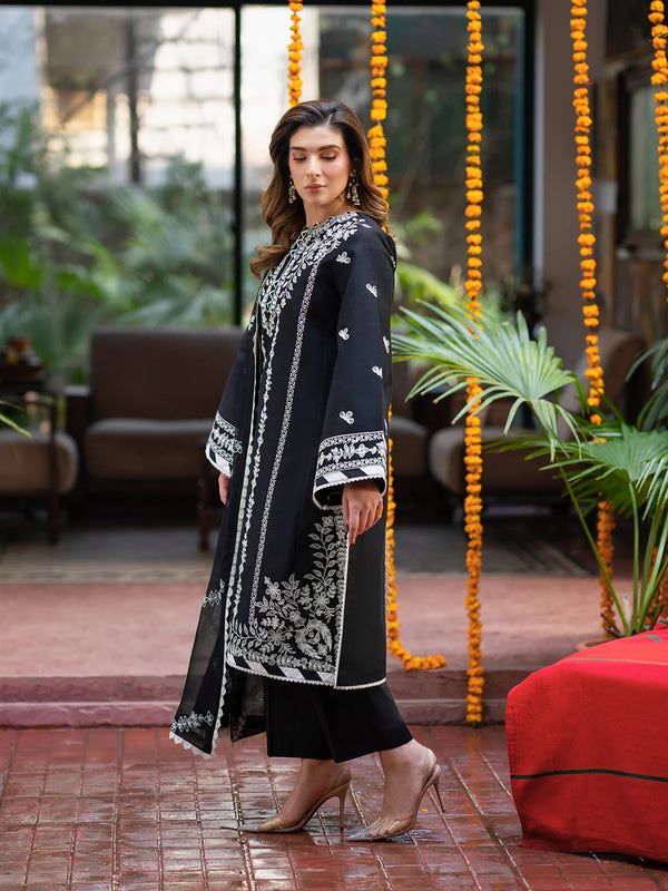 SATRANGI BY MAHNUR-01