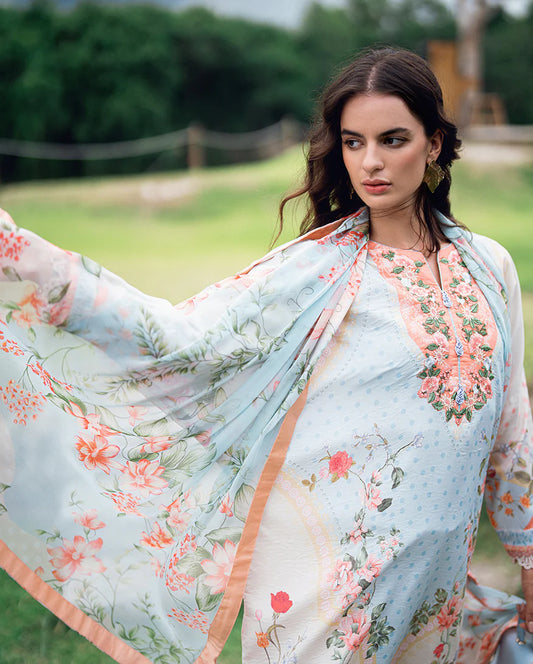 GARDEN VEIL- Cloudberey glaze