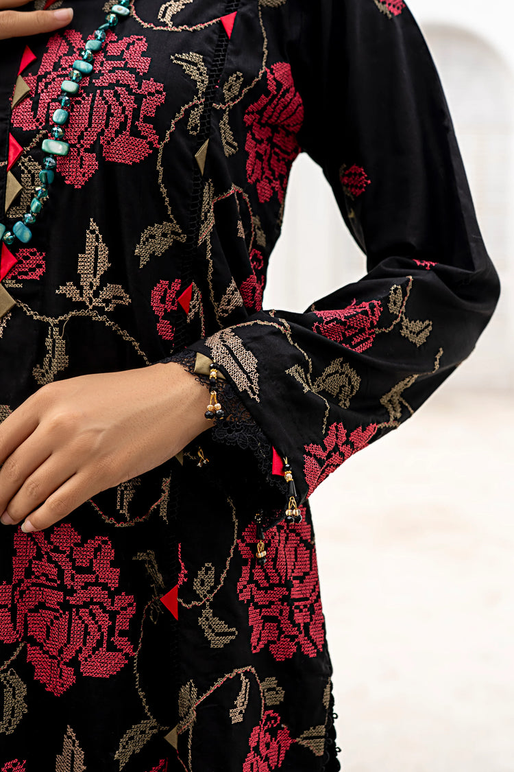 KIRAN BY ZAINAB FAZLANI LAWN | Shama-e-Gul