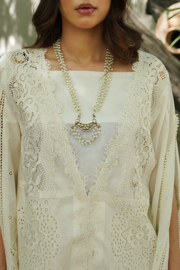 MANARA BY MARIA ASIF BAIG | MOTIA