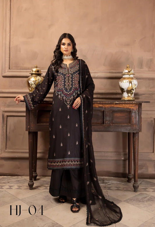 HUSN-E-JAHAAN EMBROIDERED LAWN | D-04