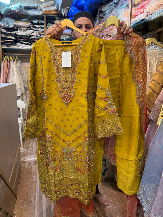 ZOYA AHMED SUBHATA FORMALS D-05