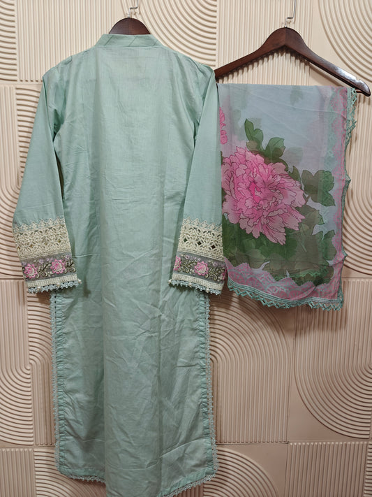 ZA AAMNA NOOR LUXUR LAWN PRET | D-07