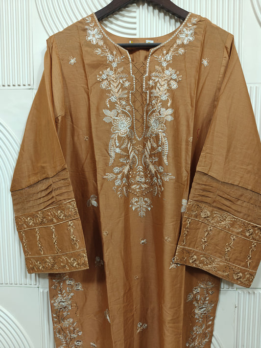 ZOYA AHMED NISSA LUXURY LAWN D-09