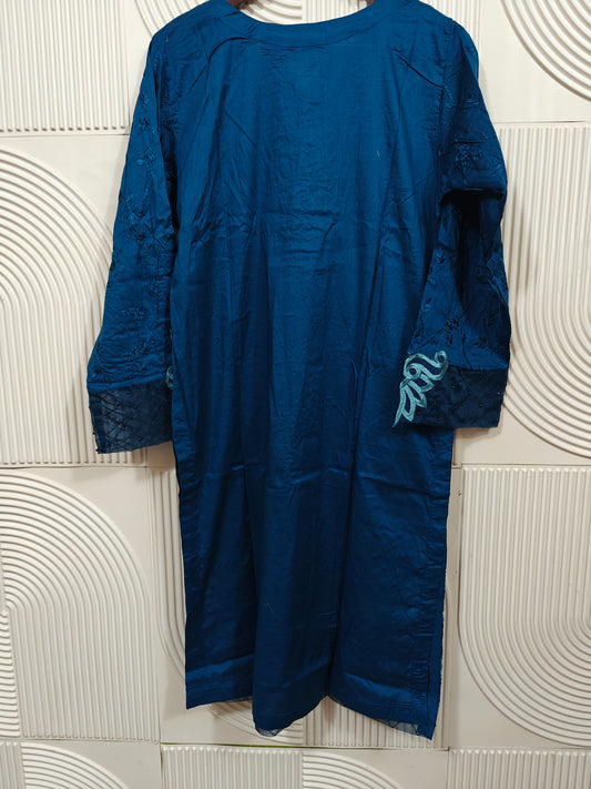 ZOYA AHMED NISSA  LUXURY LAWN D-07