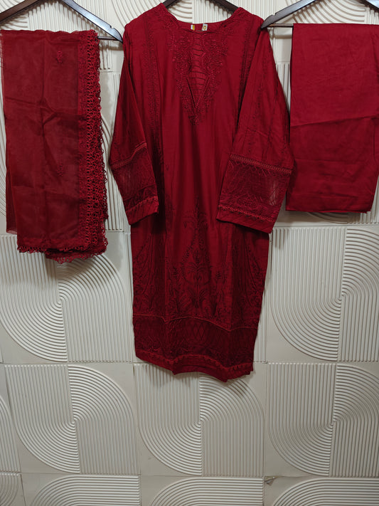 ZOYA AHMED NISSA  LUXURY LAWN D-05