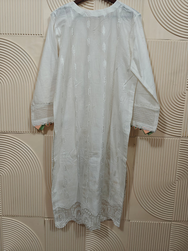 ZOYA AHMED NISSALUXURY LAWN D-04