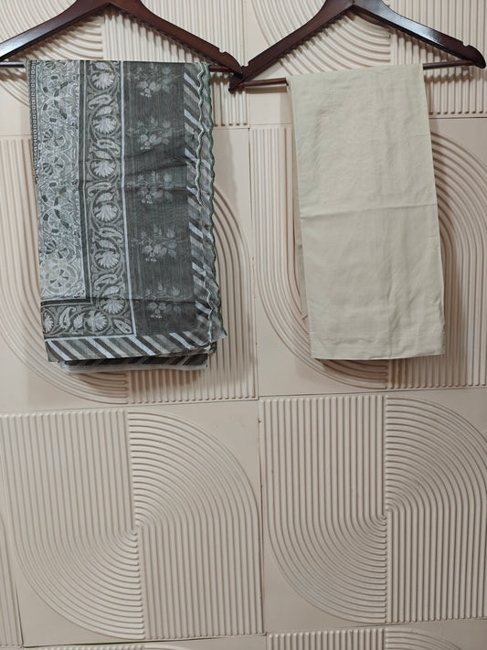 MUNIRA STITCHED CHIKANKARI 2025 D-02