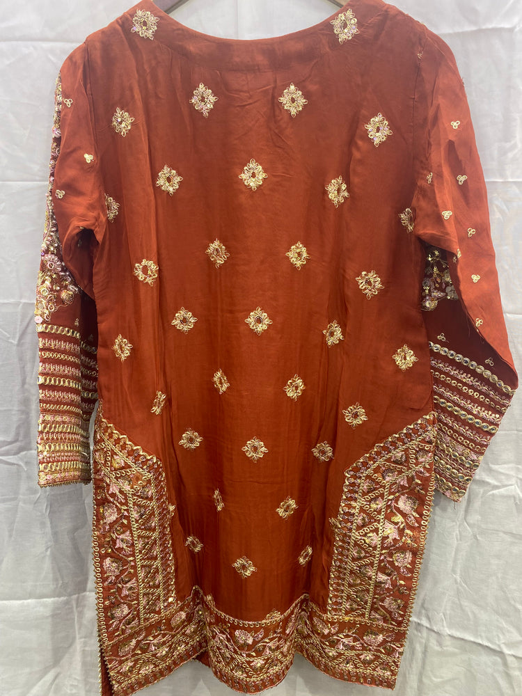 ARSHEEN BANO  BY ZOYA AHMED HANDWORK STITCHED D-18