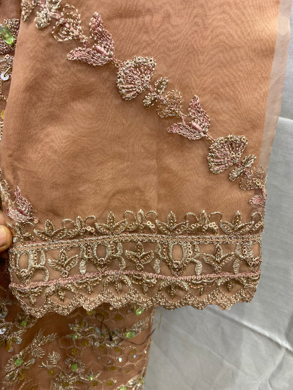 ARSHEEN BANOBY ZOYA AHMED HANDWORK STITCHED D-22